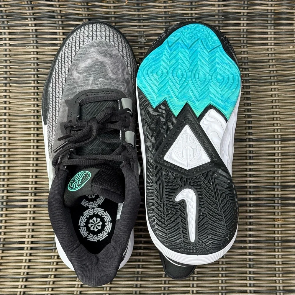 NIB NIKE Kyrie 8 GO Orca black menta GS 7Y basketball shoes athletic NEW
